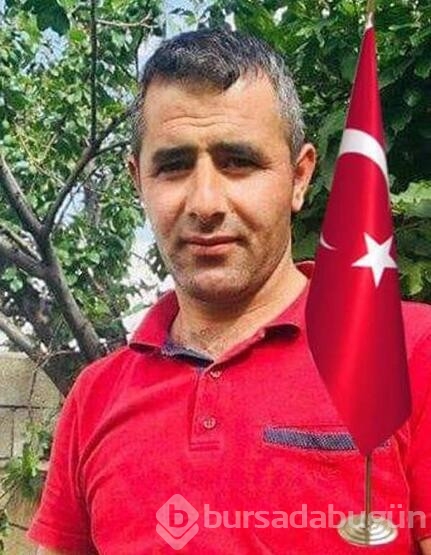 Çocuklara kendi oksijen maskesini takan itfaiyeci kalp krizi geçirdi
