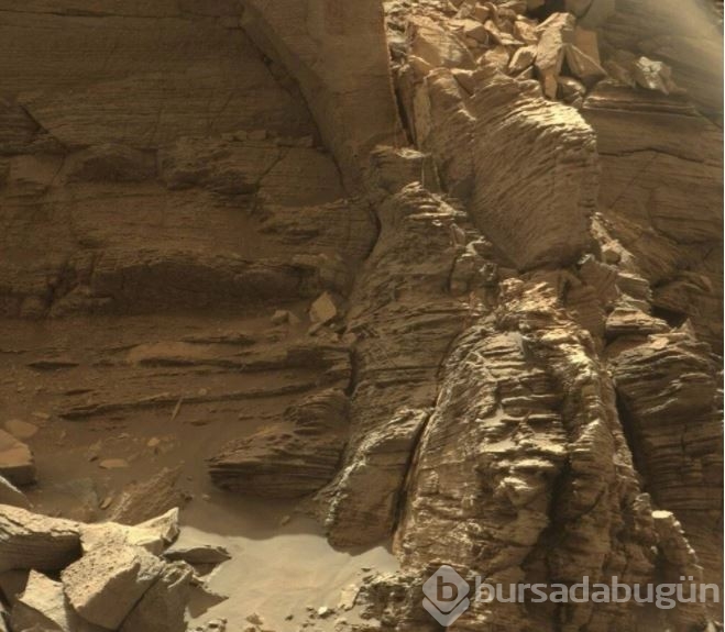 Mars'ta hayat var mı? NASA'nın Curiosity gezginin topladığı örneklerde, hayatın kaynağı karbon bulundu
