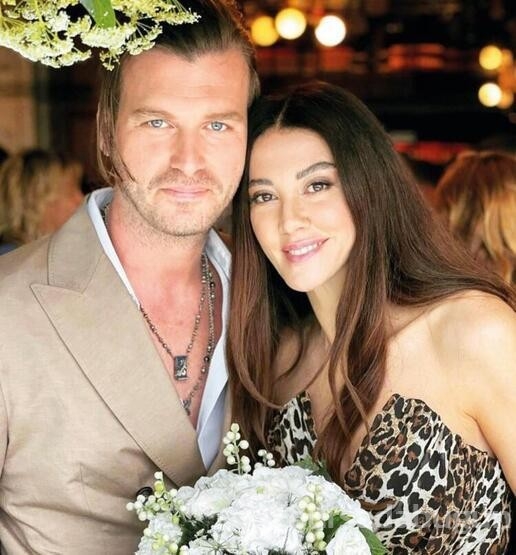 Nebahat Çehre'den Kıvanç Tatlıtuğ-Başak Dizer'in Bodrum pozuna yorum
