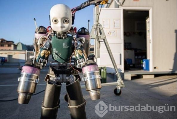 Iron Man zırhıyla donatıldı: Enkaz altında kalan afetzedeleri kurtarmak için robot geliştirildi
