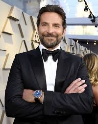 Bradley Cooper:Film setinde çıplak kaldığımı hatırlıyorum...
