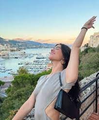Fenomen Charli D'Amelio zirveye yerleşti!

