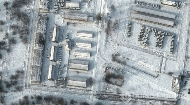  Rus birlikleri uydudan görüntülendi!