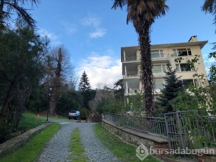 Emekli profesörü dolandırdılar!