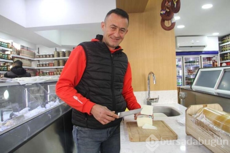Kaşar peyniri yaptıklarını sanıp sağlıklarını tehlikeye atıyorlar!
