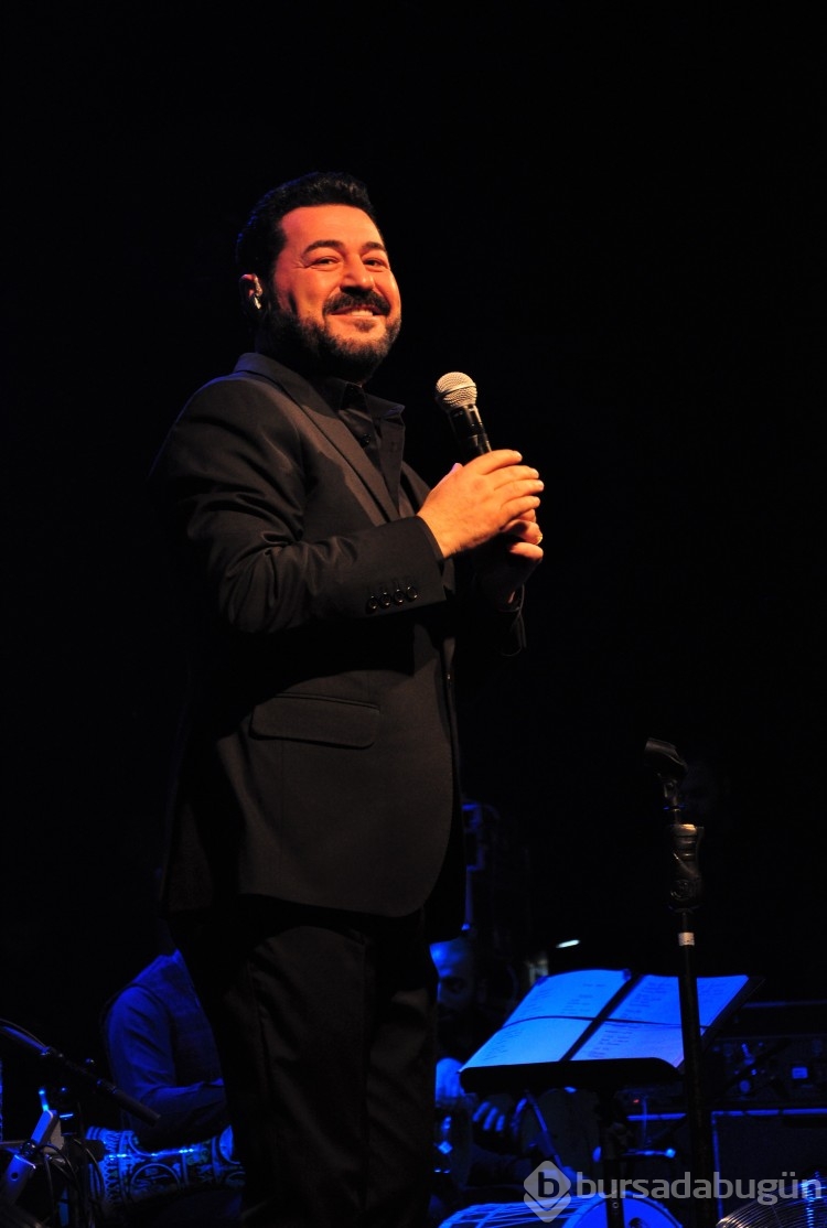 Bursa'da Serkan Kaya'dan unutulmaz konser