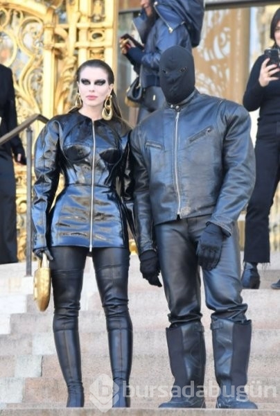 Paris Moda Haftası'nda sokaklar podyuma döndü
