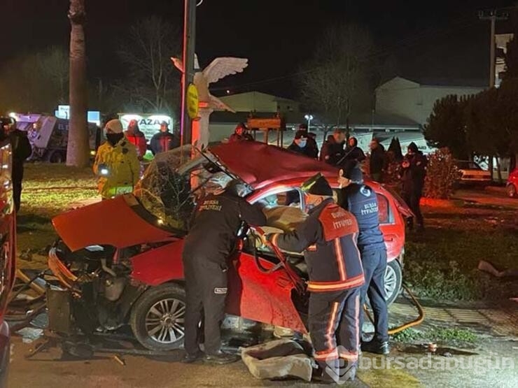 Işık ihlali kazası3 ölü1 yaralı...