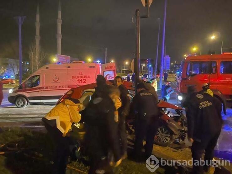 Işık ihlali kazası3 ölü1 yaralı...
