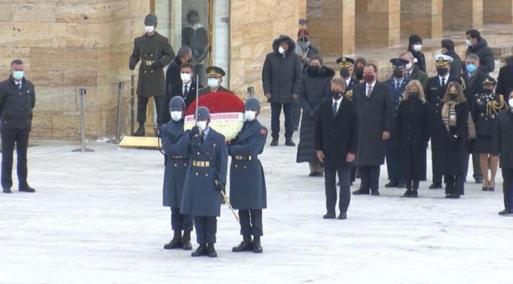 ABD'nin yeni büyükelçisi Anıtkabir'i ziyaret etti...