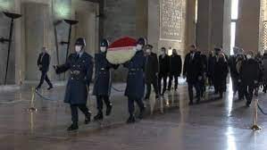 ABD'nin yeni büyükelçisi Anıtkabir'i ziyaret etti...