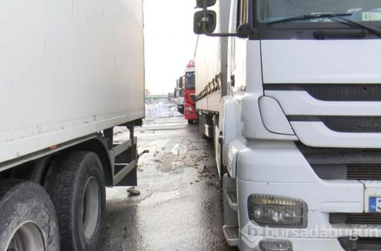 TIR'ların bekleyişi...
