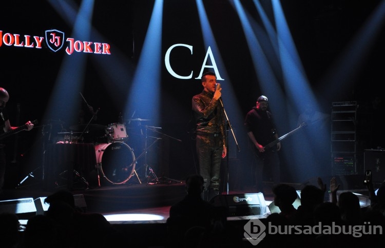 Bursa'da Cem Adrian'la müzik dolu gece 