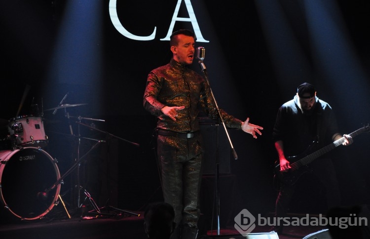 Bursa'da Cem Adrian'la müzik dolu gece 
