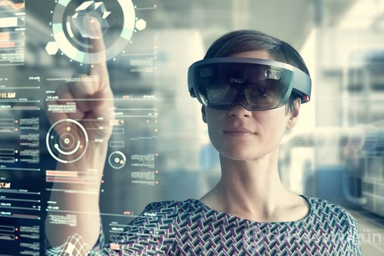İşte metaverse ile birlikte hayatımıza girecek meslekler

