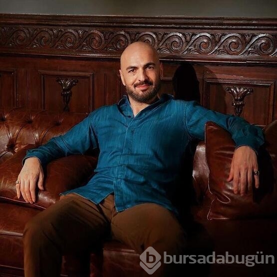 Soner Sarıkabadayı'dan aile pozu!