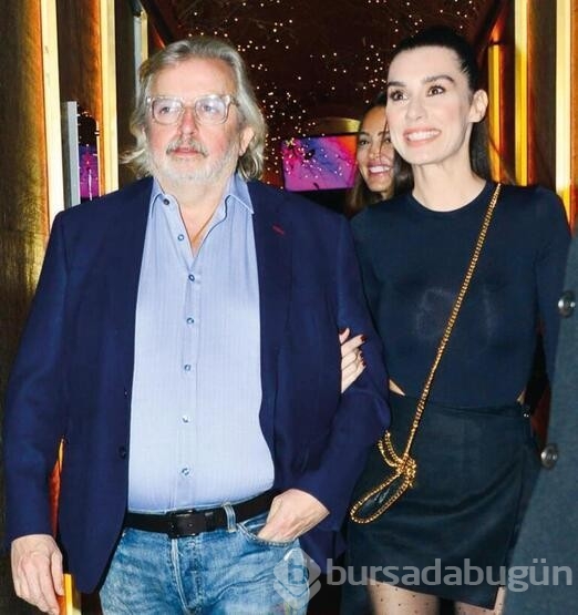 Burcu Kıratlı'dan sürpriz bir hamle!