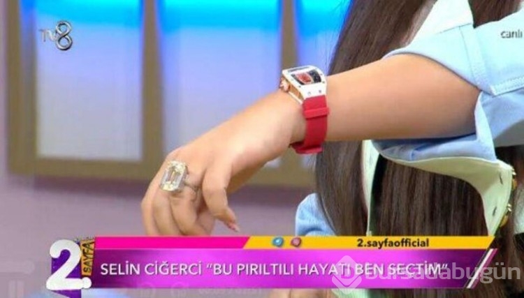 Selin Ciğerci, 30 karatlık yüzüğüyle gündemde!
