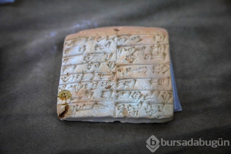 Lübnan 337 parça tarihi eseri Irak'a iade etti