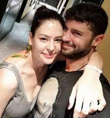 Berk Oktay ve Yıldız Çağrı Atiksoy'un evlilik hazırlığı başladı...