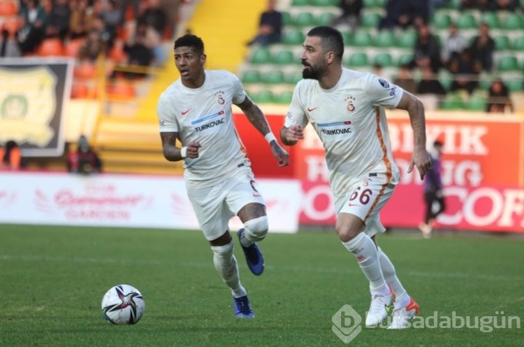  Hıncal Uluç'tan çarpıcı sözler!