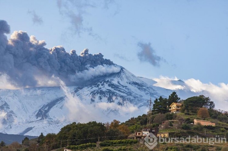 Etna yeniden faaliyete geçti!