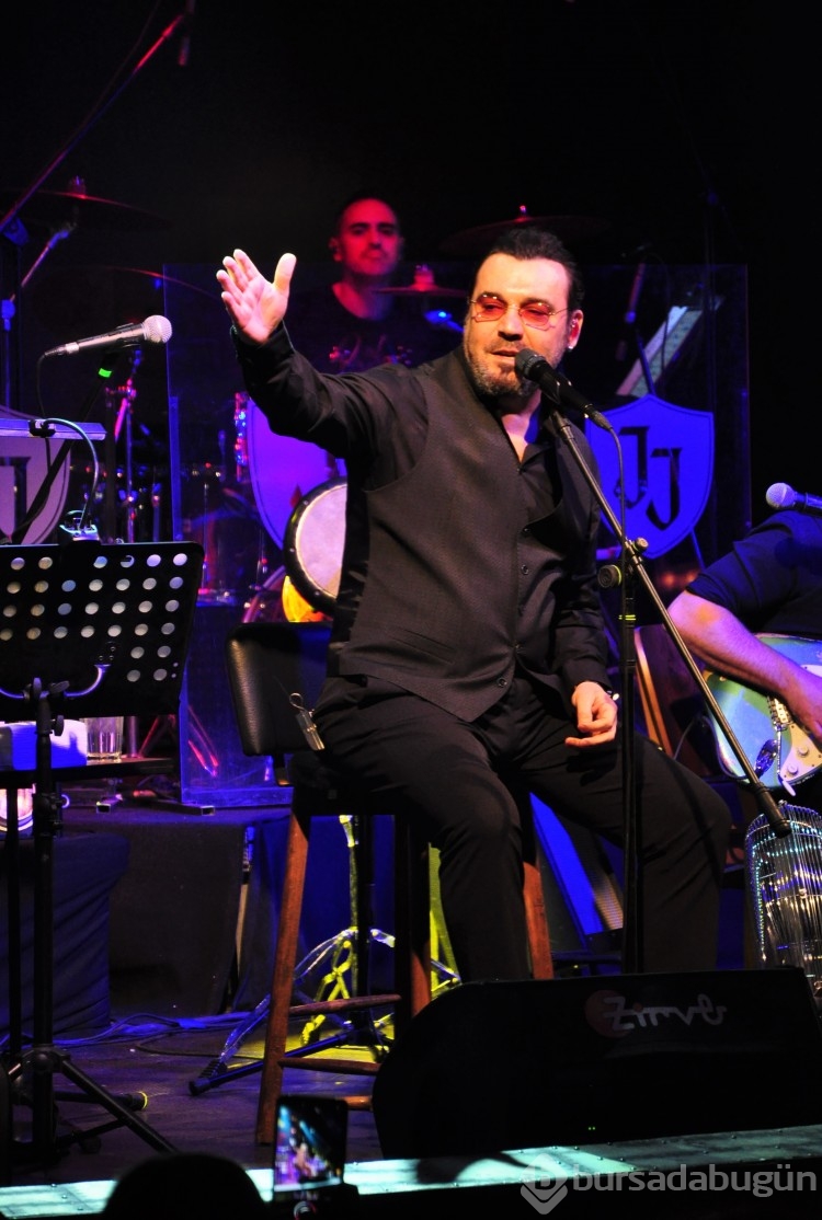 Yaşar'dan unutulmaz konser