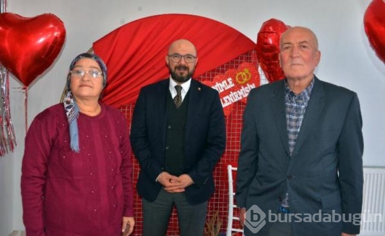 Huzurevinde Sevgililer Günü'nde evlilik teklifi