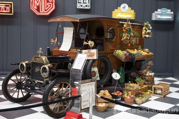 Klasik otomobil ve motosiklet müzesi Key Museum tarihe ışık tutuyor