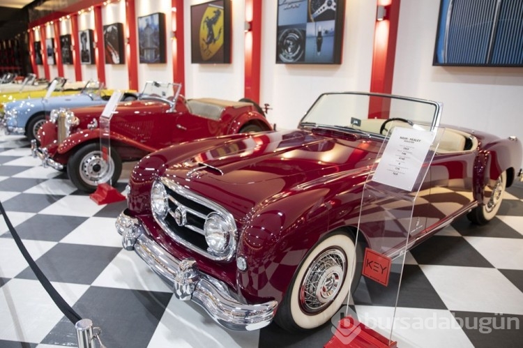Klasik otomobil ve motosiklet müzesi Key Museum tarihe ışık tutuyor