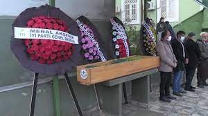  Sıla Şentürk'e veda! 