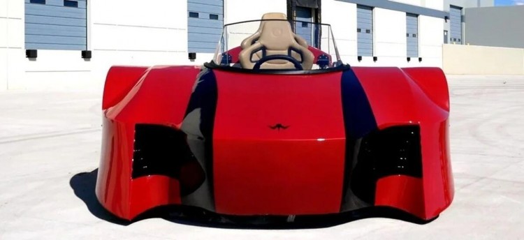 Dünyanın ilk lüks spor hovercraftı geliştirildi!