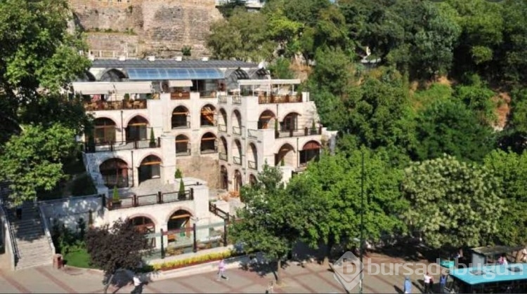 İlk kadın PTT memuresi Müdevvet Homris'in Bursalı olduğunu biliyor muydunuz? İşte Bursa'nın ilkleri...