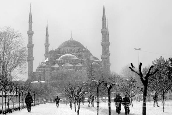 İstanbul'un siyah beyaz silüetleri
