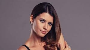 Beren Saat imaj değiştirdi!