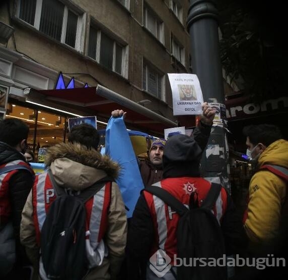 Rusya Başkonsolosluğu önünde protesto!