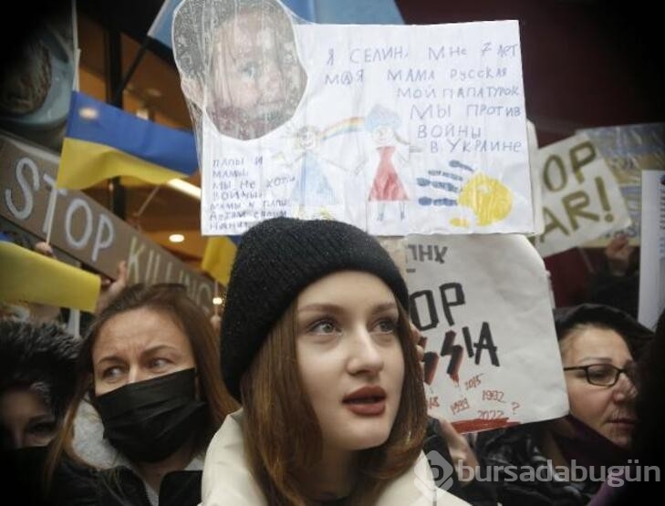 Rusya Başkonsolosluğu önünde protesto!