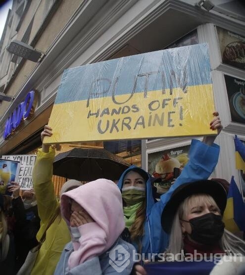 Rusya Başkonsolosluğu önünde protesto!