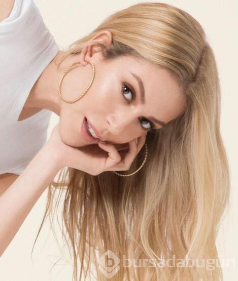 Sinem Kobal'dan mest eden poz!