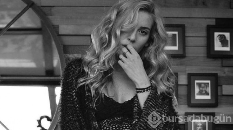 Sinem Kobal'dan mest eden poz!