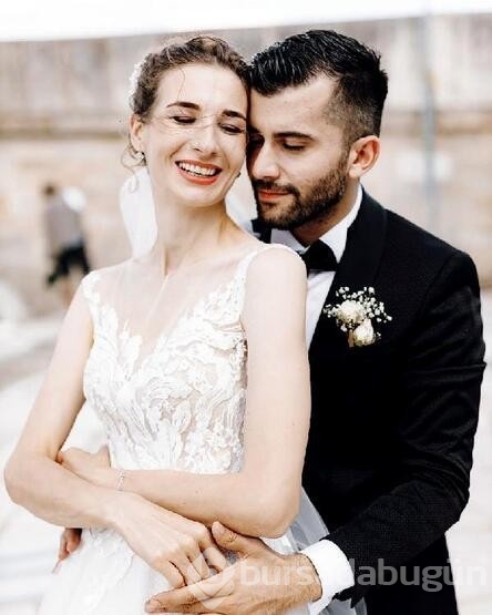 Eşi ve kızı mahsur kaldı!