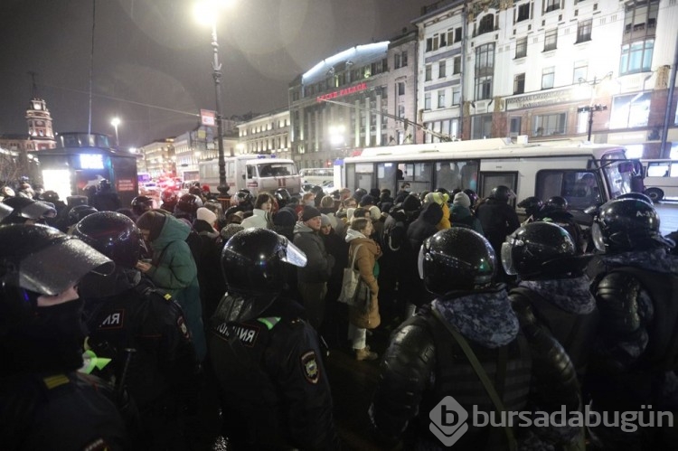 Rusya'da savaş karşıtı gösteri düzenlendi