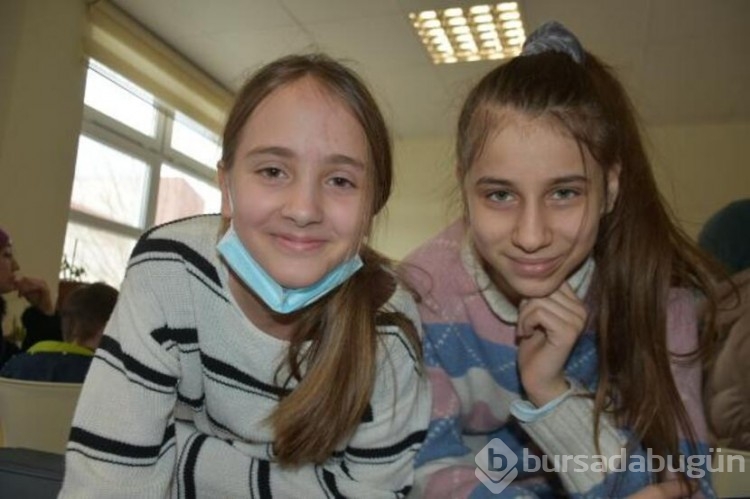 Kırım Türklerinden 45 kişilik kafile Ukrayna'dan Türkiye'ye getirildi