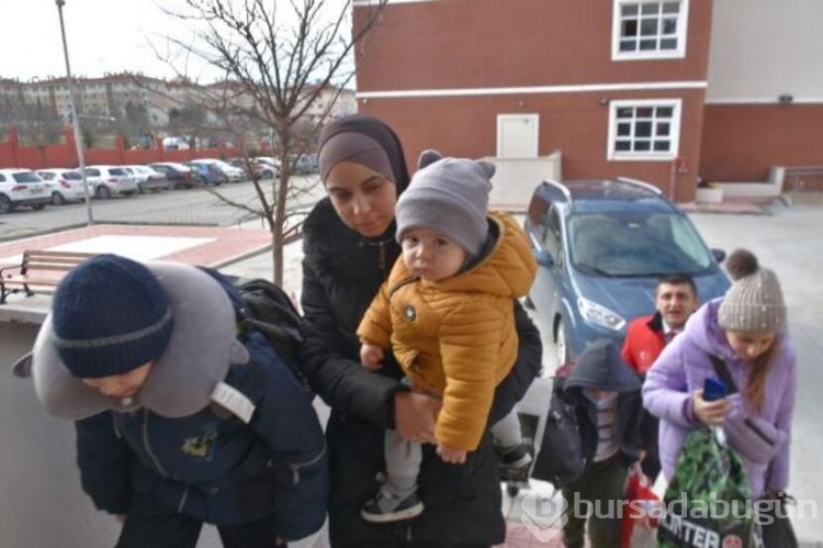 Kırım Türklerinden 45 kişilik kafile Ukrayna'dan Türkiye'ye getirildi