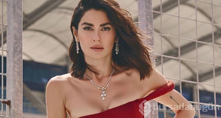 Nesrin Cavadzade'den servet değerinde imza