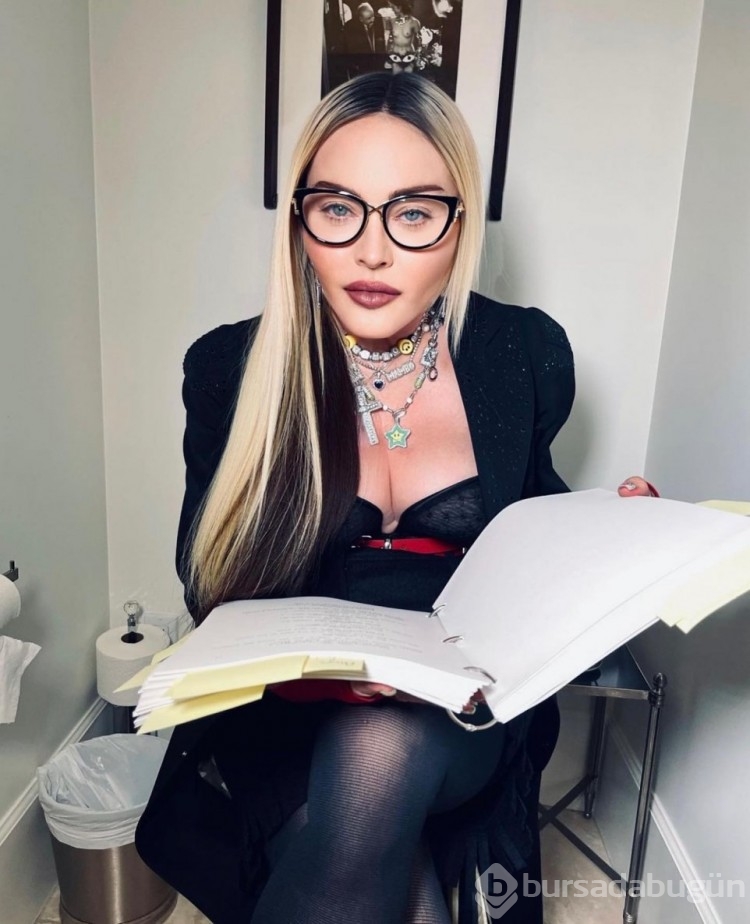 Madonna, Photoshop'suz görüntülendi
