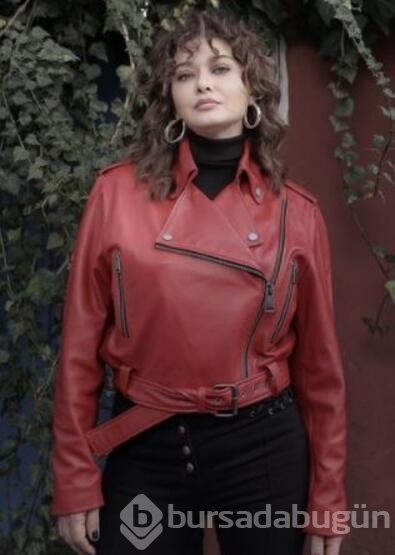 Nurgül Yeşilçay üzücü haberi duyurdu!
