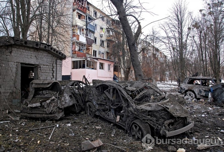 Ukrayna harabeye dönüyor: Bombardıman kentleri yok ediyor