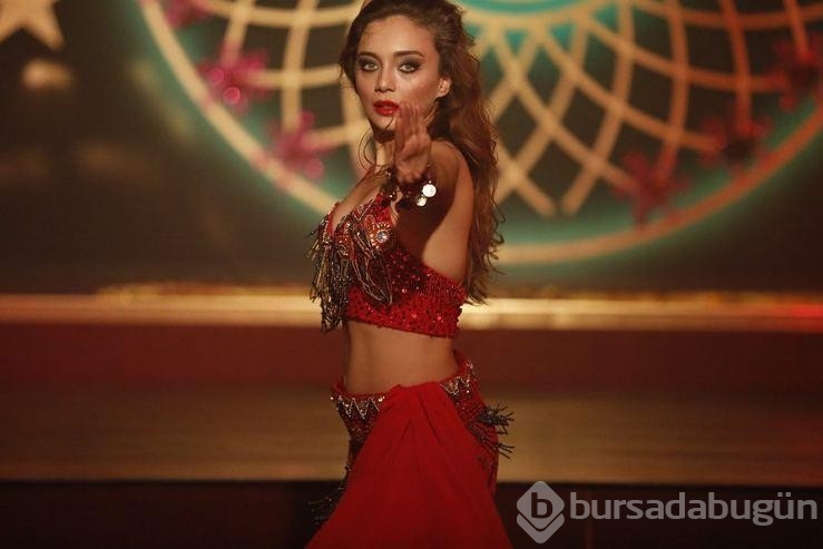 Damla Sönmez'den cesur poz!