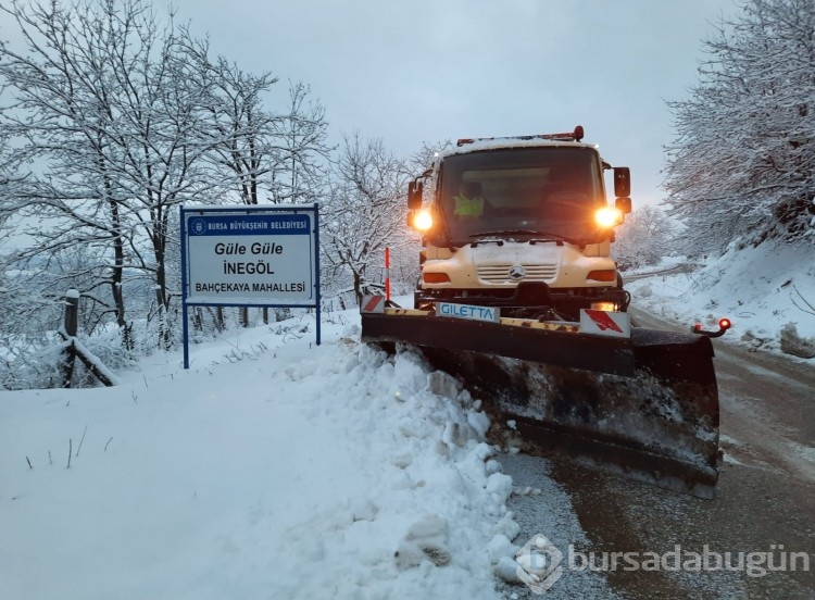 Bursa beyaz örtüyle kaplandı